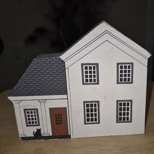 The Cat's Meow Wooden Shelf Sitter Grimms Farmhouse Series 1986